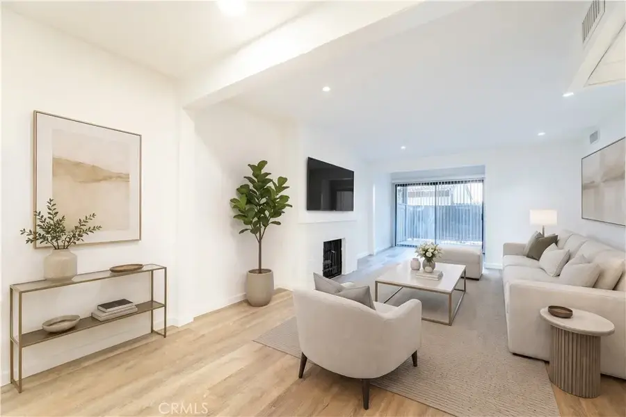 6275 Canoga #61, Woodland Hills, CA 91367 - #2