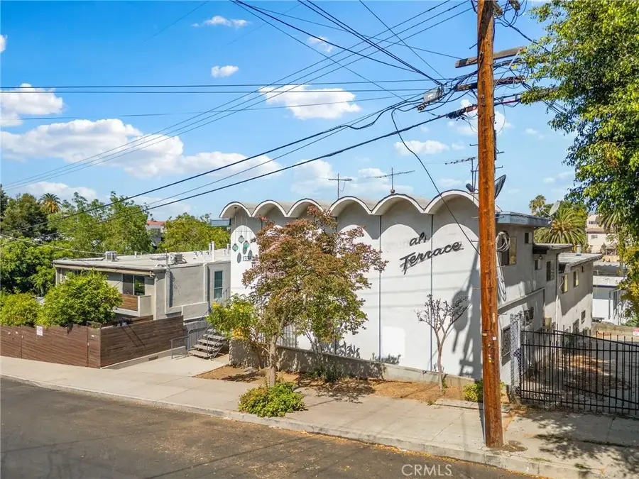 1331 Sutherland, Los Angeles, CA 90026 - #2