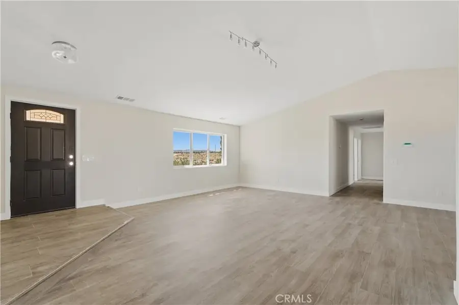 9780 Aster, Oak Hills, CA 92344 - #2
