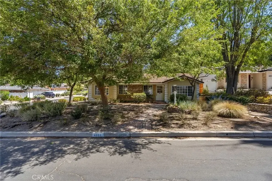 4898 Reforma Rd, Woodland Hills, CA 91364 - #3