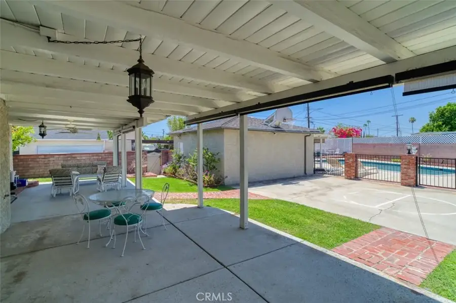 8315 Canterbury Avenue, Sun Valley, CA 91352 - #3