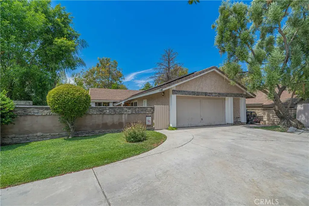 25557 Alesna, Valencia, CA 91355 - #1