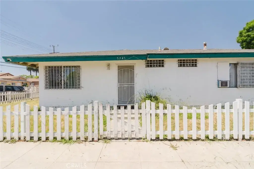5945 S Los Angeles Street, Los Angeles, CA 90003 - #1