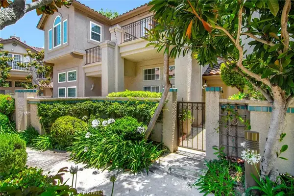 618 Warwick Avenue, Thousand Oaks, CA 91360
