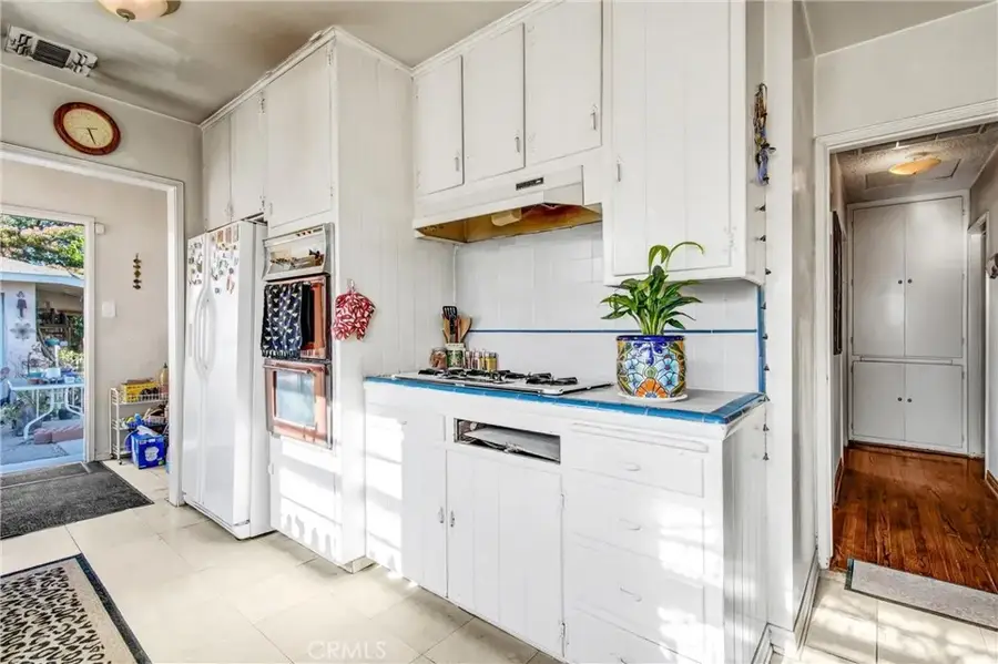 14351 Martha, Van Nuys, CA 91401 - #2