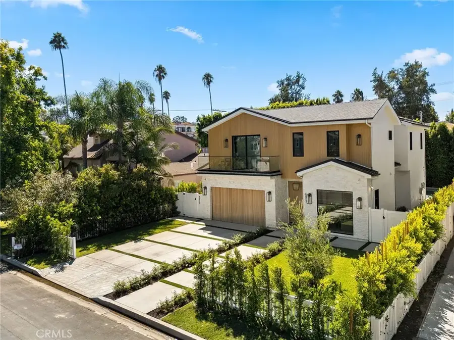 4517 Longridge Avenue, Sherman Oaks, CA 91423 - #2