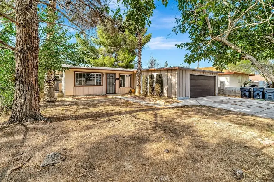 1033 W Holguin, Lancaster, CA 93534 - #3