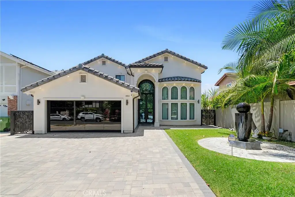 18016 Raymer Street, Northridge, CA 91325 - #1