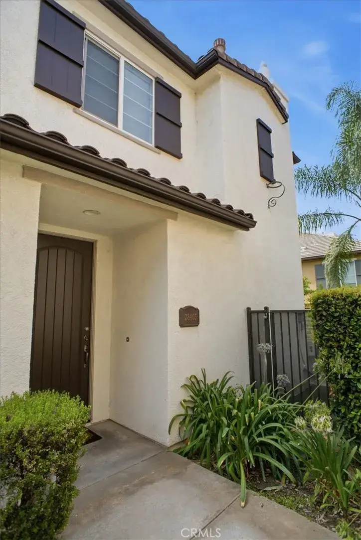 28403 Casselman, Saugus, CA 91350 - #2