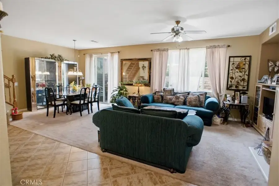 28403 Casselman, Saugus, CA 91350 - #3