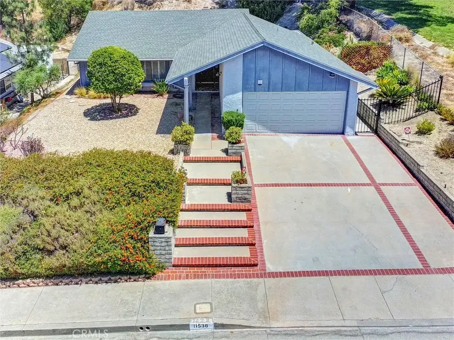 11538 Viking, Porter Ranch, CA 91326 - #2