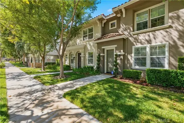 24085 Avocado Lane, Valencia, CA 91354