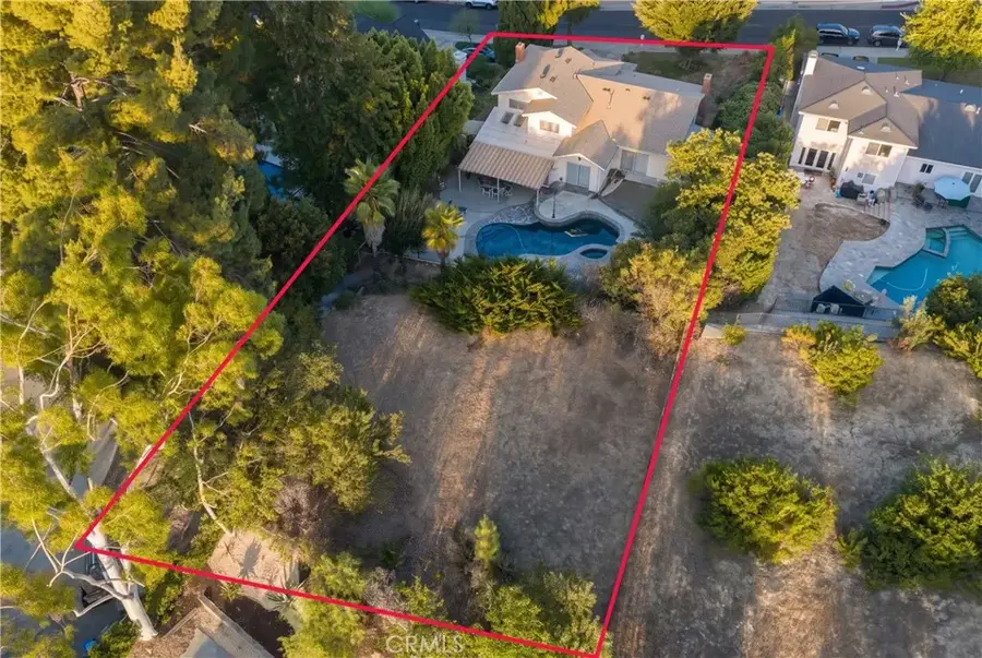 4807 Ellenita Avenue, Tarzana, CA 91356 - #2
