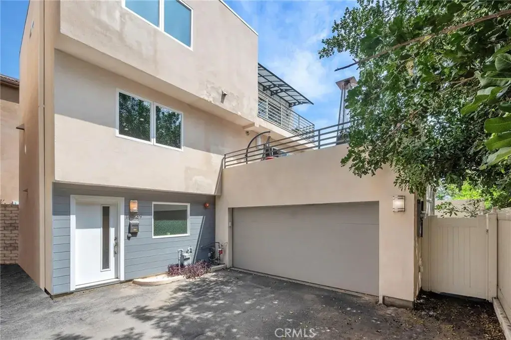 16539 Vine Terrace, Van Nuys, CA 91406 - #1