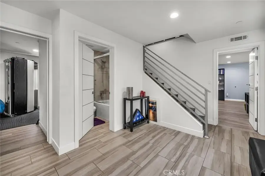 16539 Vine Terrace, Van Nuys, CA 91406 - #2