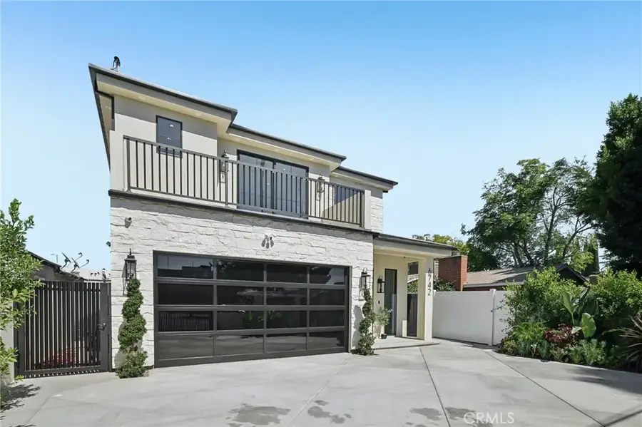6742 Nagle Avenue, Valley Glen, CA 91401 - #3
