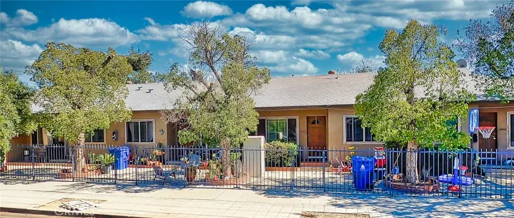 6944 Radford, North Hollywood, CA 91605 - #1