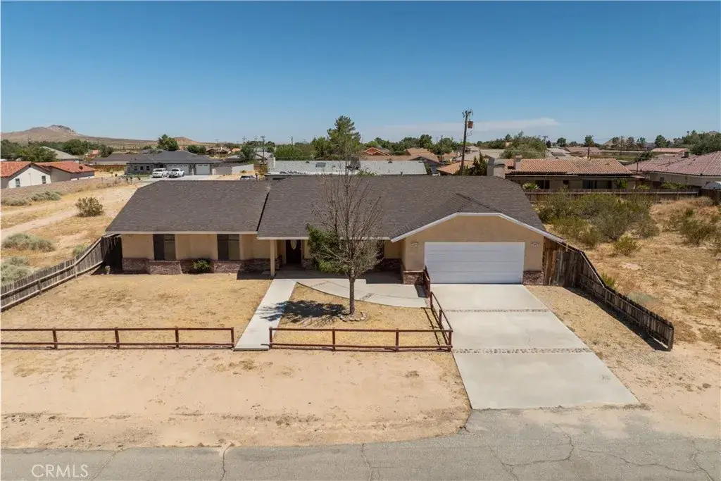 21640 Garibaldi Ct, California City, CA 93505 - #1
