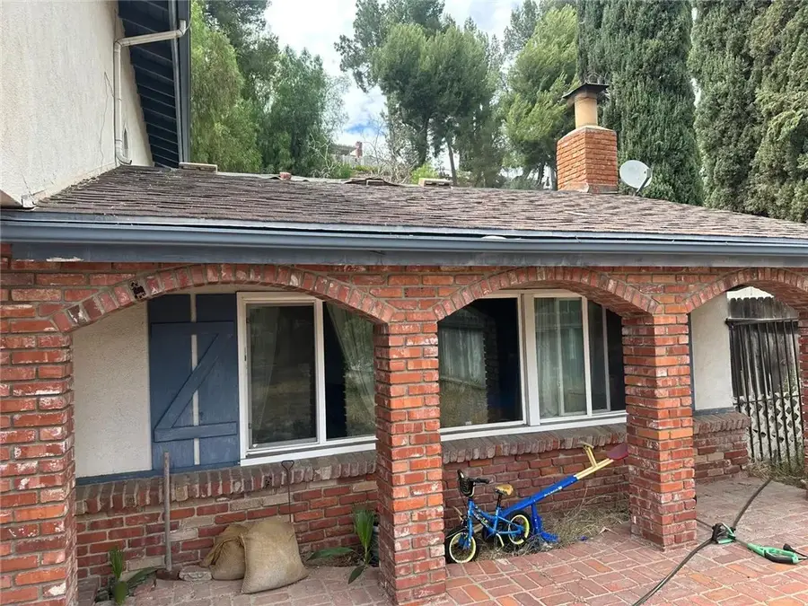 22107 Barbacoa, Saugus, CA 91350 - #2