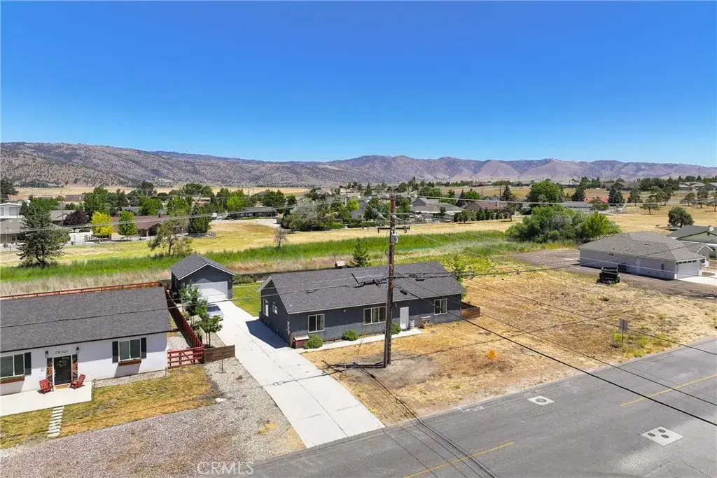 28301 Stallion Springs Drive, Tehachapi, CA 93561 - #1