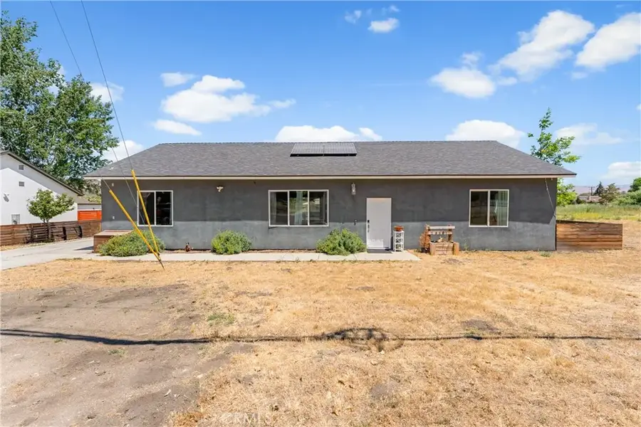 28301 Stallion Springs Drive, Tehachapi, CA 93561 - #2
