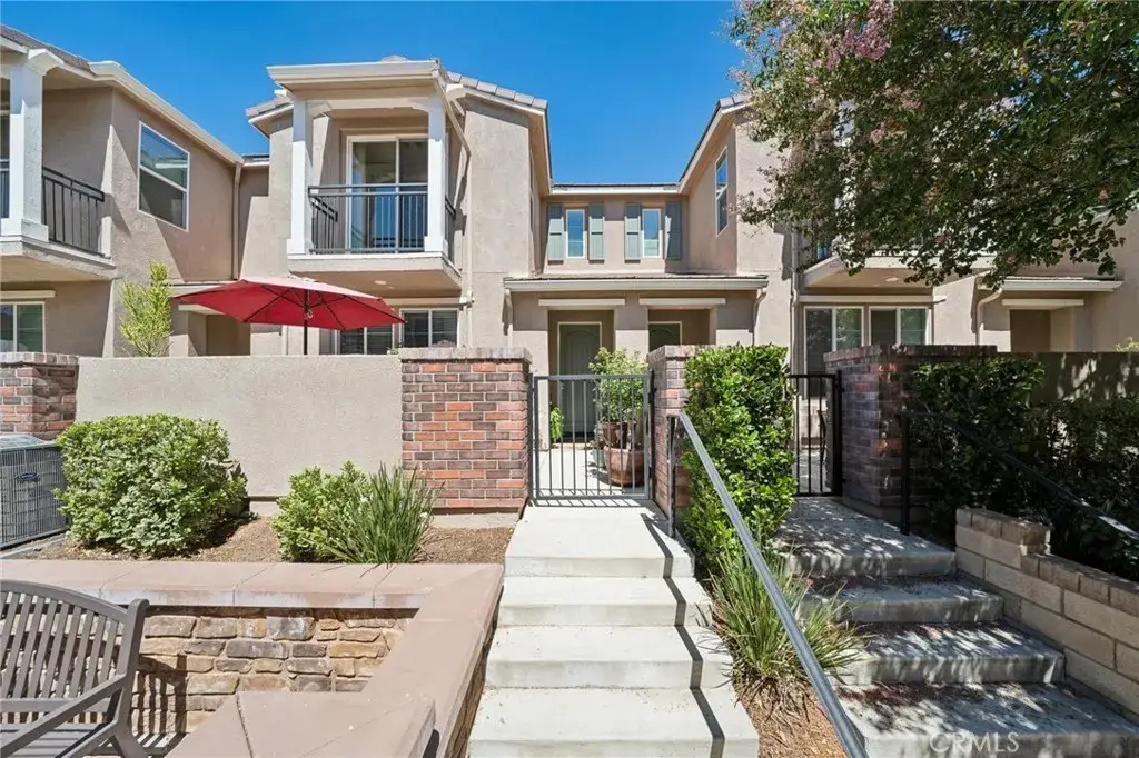 28780 Calle De La Paz, Valencia, CA 91354 - #1