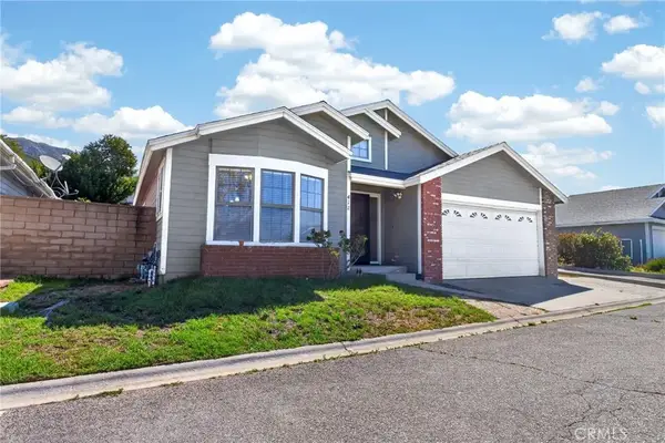 13691 Gavina, Sylmar, CA 91342