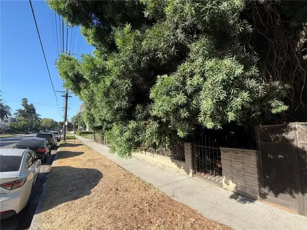 5123 Cahuenga Boulevard, North Hollywood, CA 91601