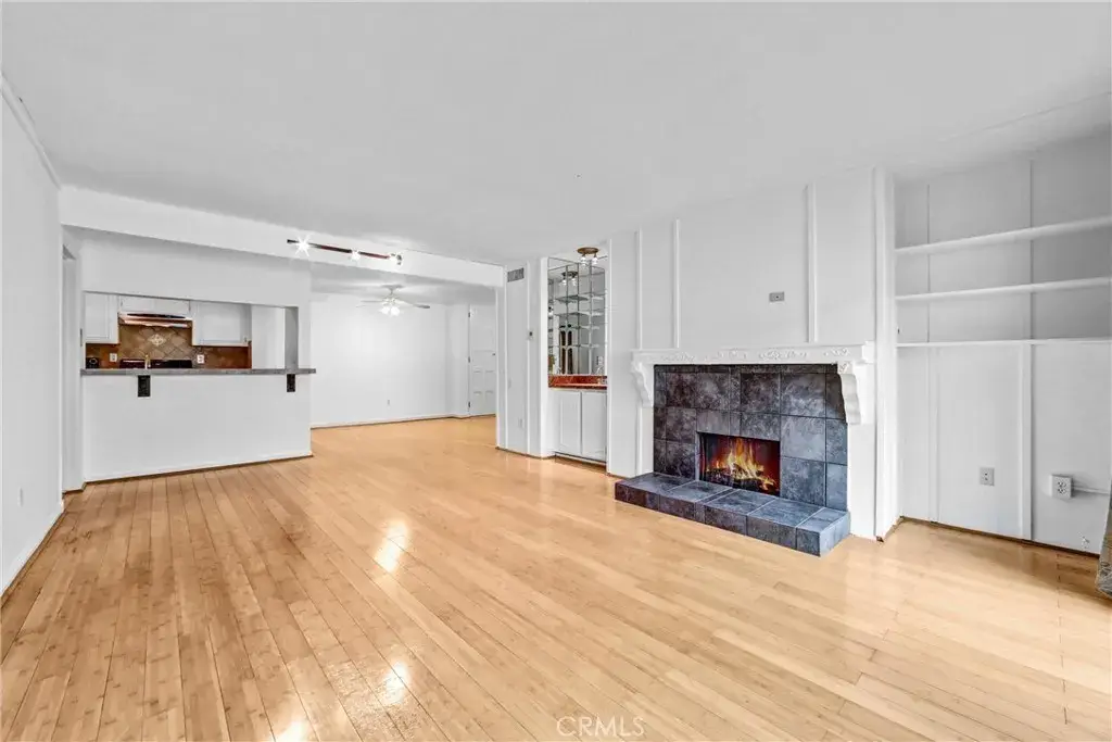 5334 Lindley Avenue #219, Encino, CA 91316 - #1