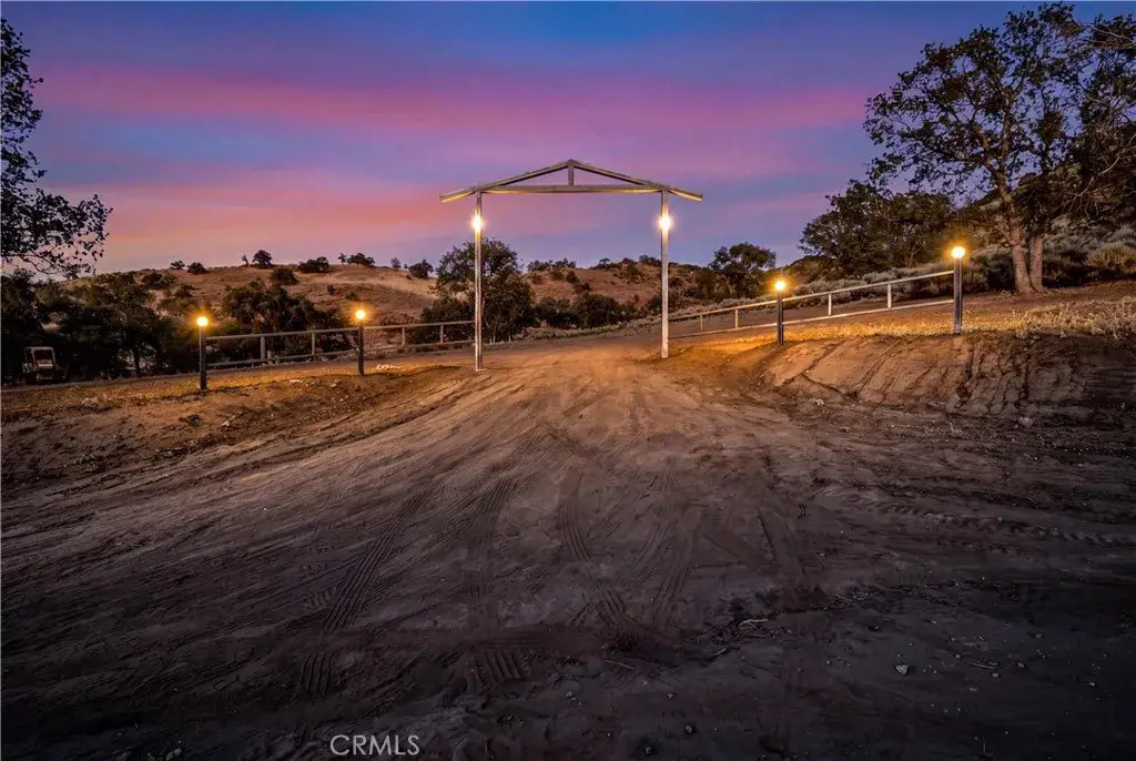 0 Chalet, Tehachapi, CA 93561 - #1
