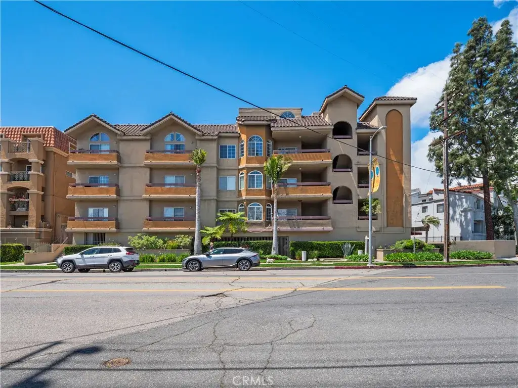 4301 Fulton Avenue #303, Sherman Oaks, CA 91423 - #1