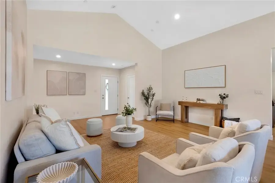 5759 Jamieson Avenue, Encino, CA 91316 - #3