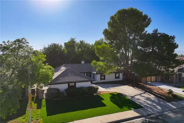 43037 Sachs Dr, Lancaster, CA 93556