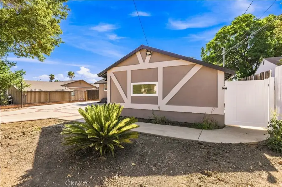 8417 Columbus, North Hills, CA 91343 - #3