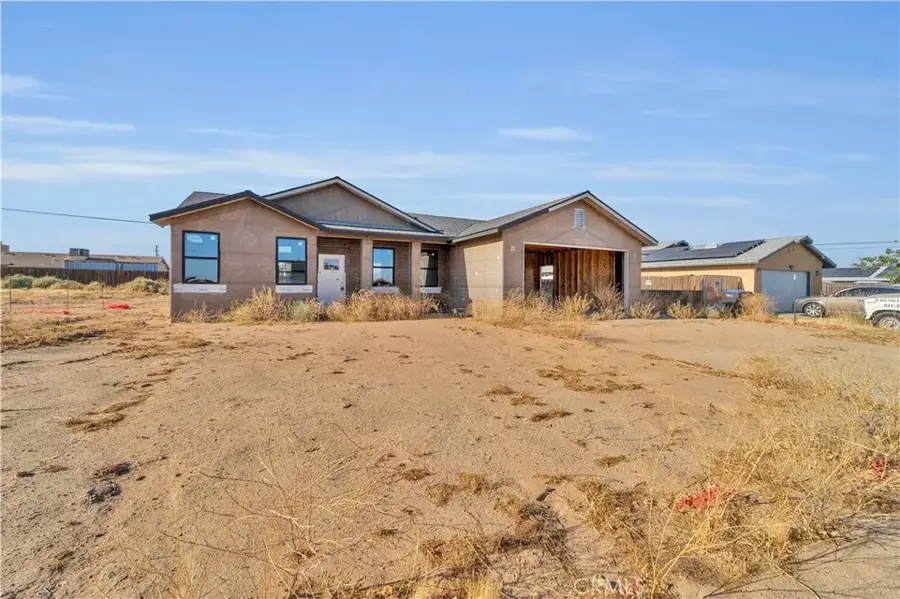 8249 Willow Avenue, California City, CA 93505 - #3