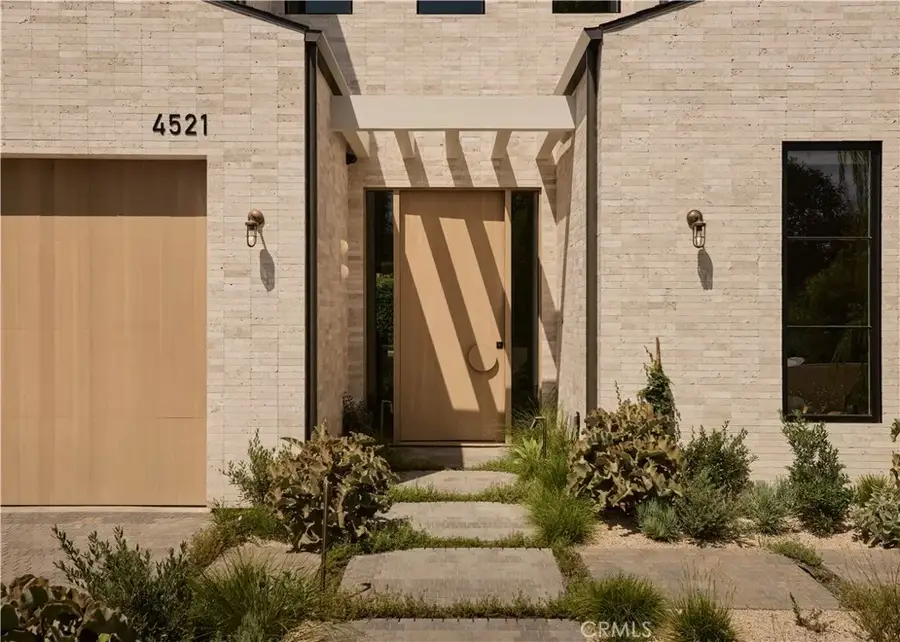 4521 Mary Ellen Avenue, Sherman Oaks, CA 91423 - #3