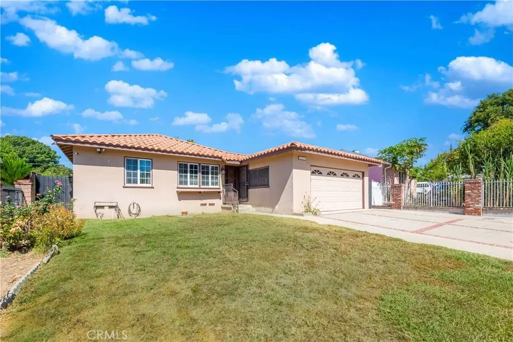 8531 Chimineas Avenue, Northridge, CA 91325 - #1