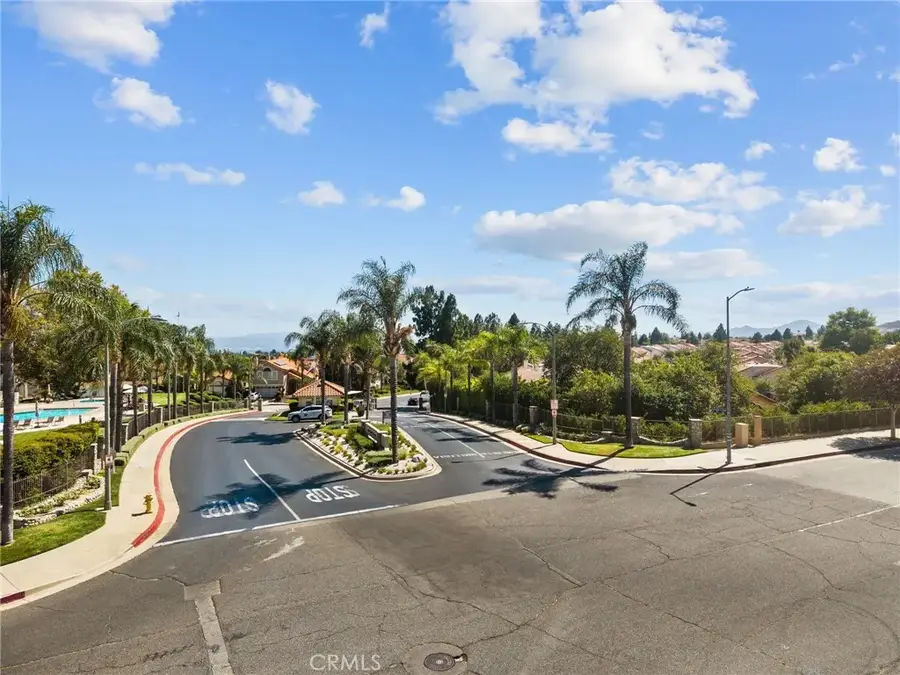 12219 High View Ridge, Northridge, CA 91326 - #2