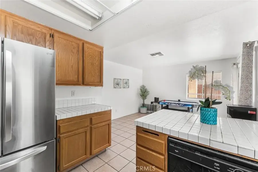 40201 La Cota Drive, Palmdale, CA 93550 - #2