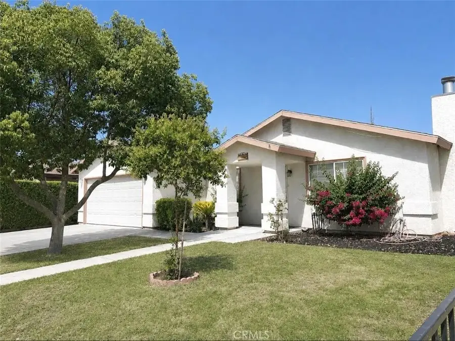 1850 Pepper Tree Close, Wasco, CA 93280 - #2