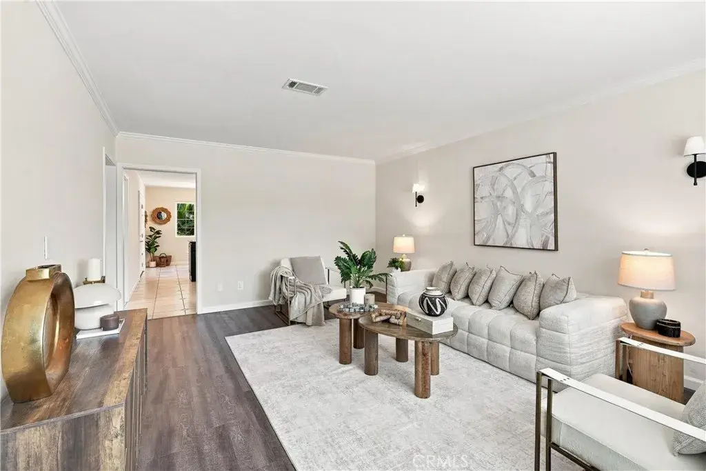 7635 Fallbrook, West Hills, CA 91304 - #1