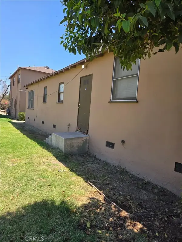 208 Brink Dr, Bakersfield, CA 93304