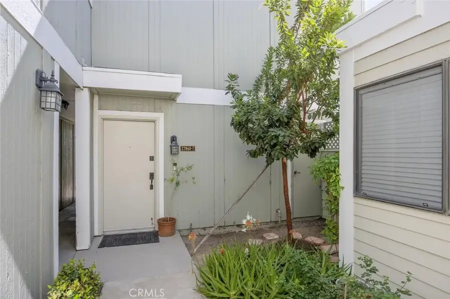 27068 Hidaway #7, Canyon Country, CA 91351 - #2