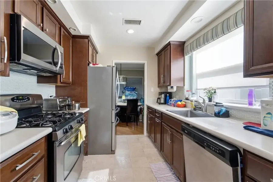 18823 Chase, Northridge, CA 91324 - #3