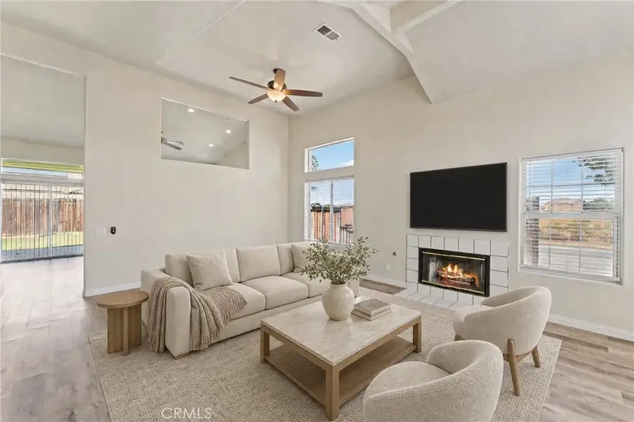 1645 E Kettering, Lancaster, CA 93535 - #2