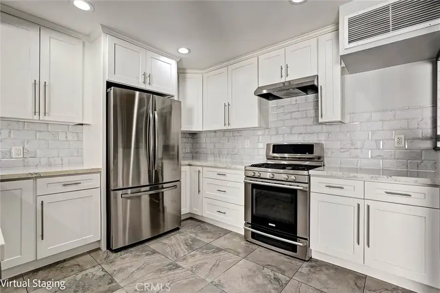 7924 Woodman Avenue #22, Panorama City, CA 91402 - #2
