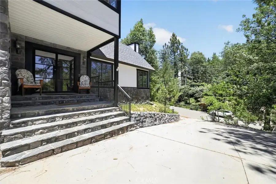 1198 Montreal Drive, Lake Arrowhead, CA 92352 - #3
