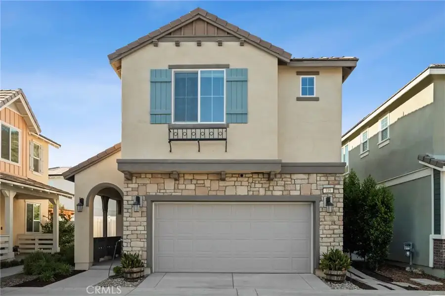 339 Hydrangea Street, Fillmore, CA 93015 - #2