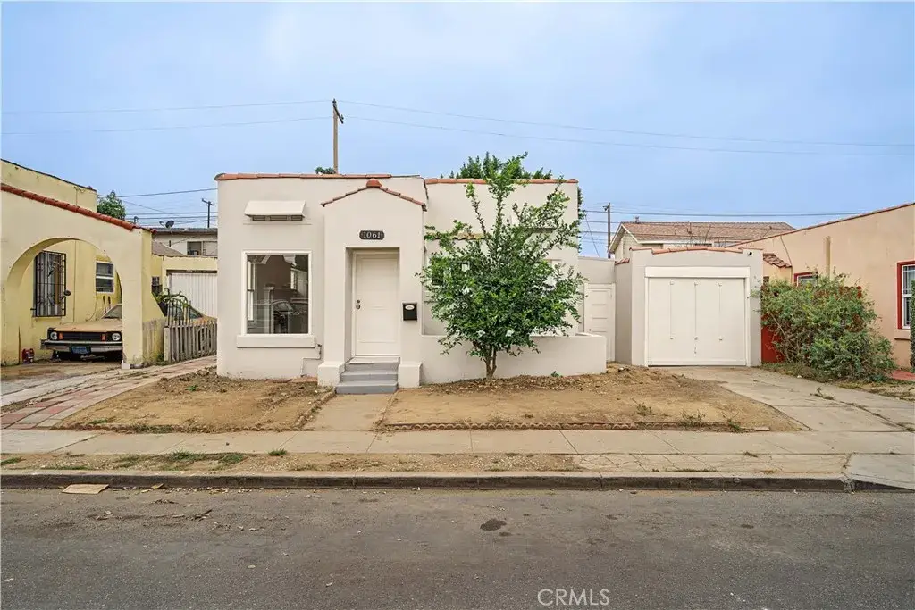 1061 N Minerva, Long Beach, CA 90813 - #1