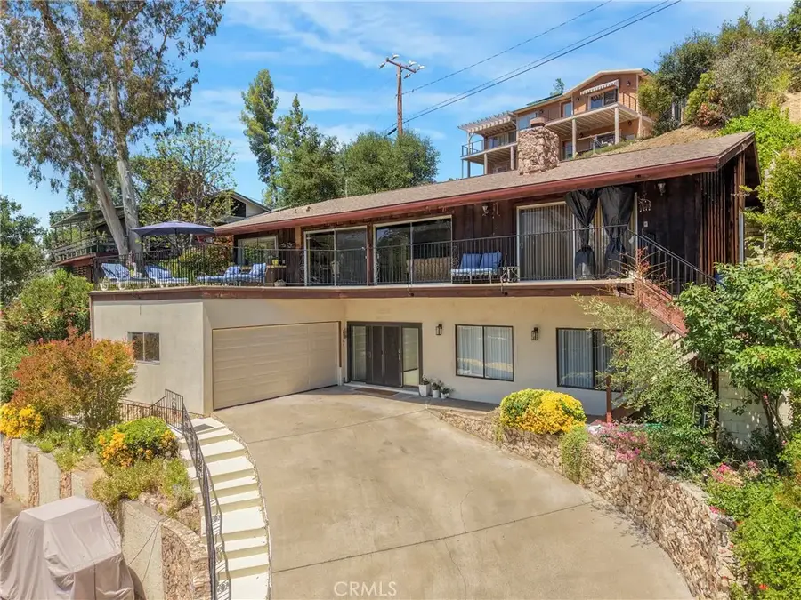 2232 East Lakeshore Drive, Agoura Hills, CA 91301 - #2
